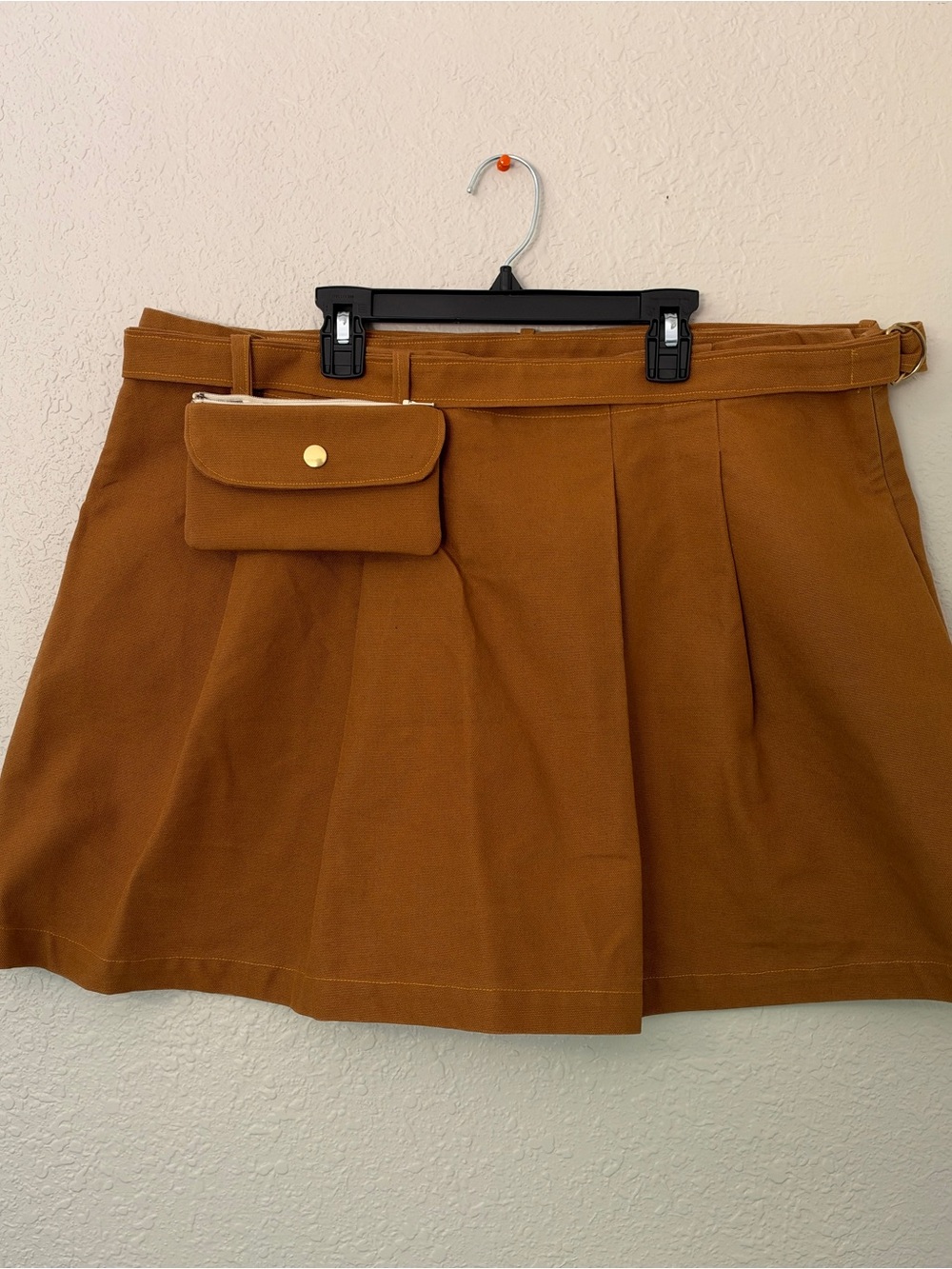 XXL Caramel Brown Pleated Mini Skirt with Detachable Belt Bag